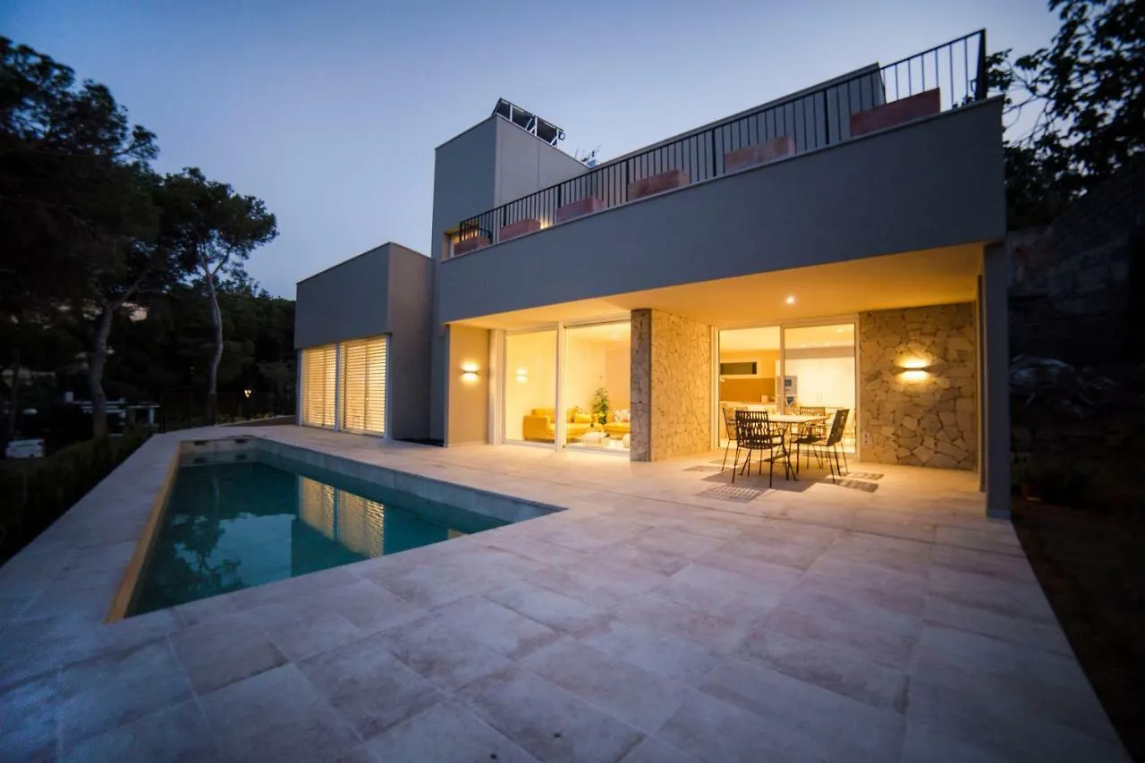 Villa Gali Сан-Фелиу-де-Гишольс